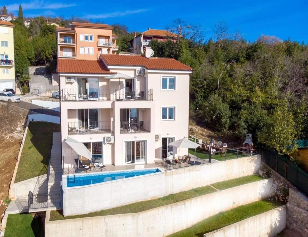 Villa Ines Ičići Exteriör bild